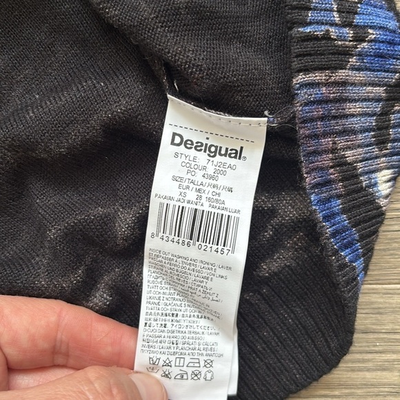 Desigual | Black and Blue Animal Print Patterned Sweater Size Extra Small - Picture 9 of 13